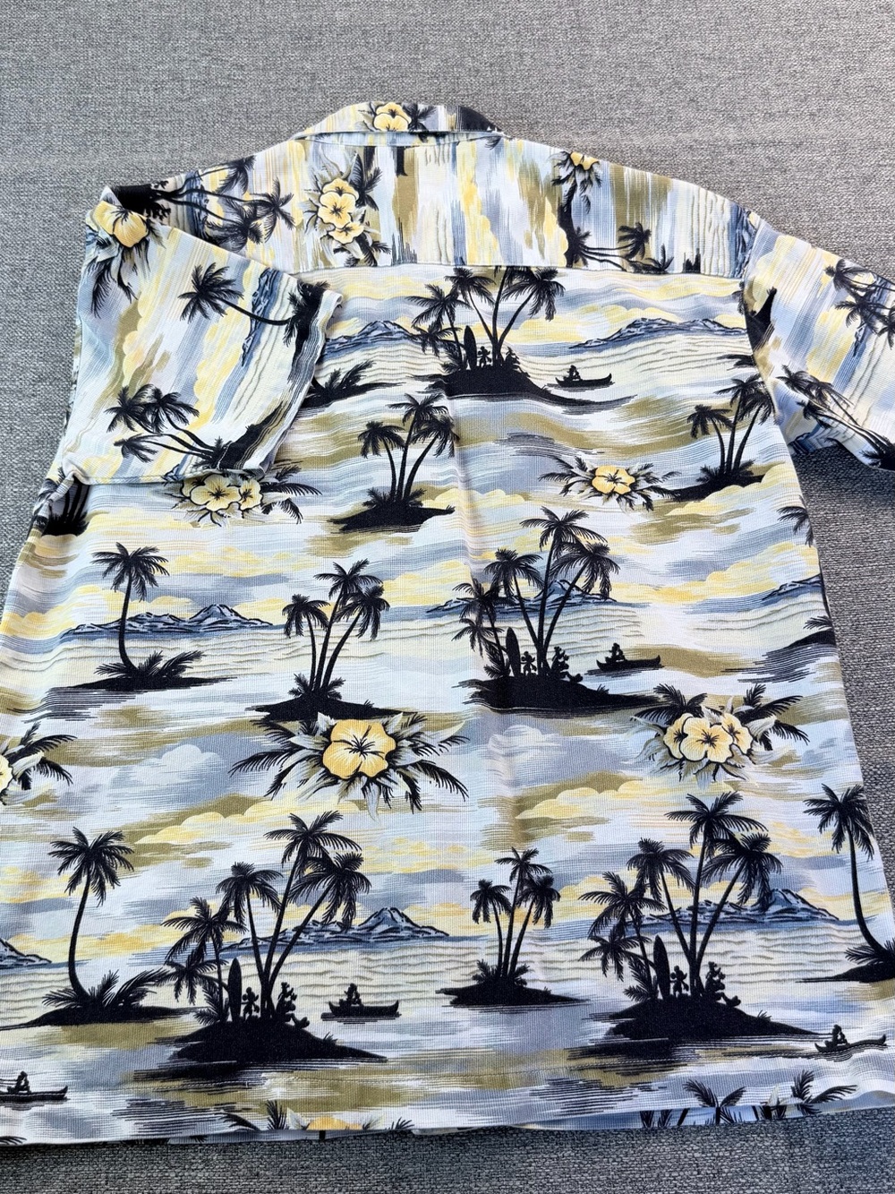 Boys Short-Sleeve Hawaiian Shirt - Light Blue & Yellow Tropical Print - Picture 7 of 14